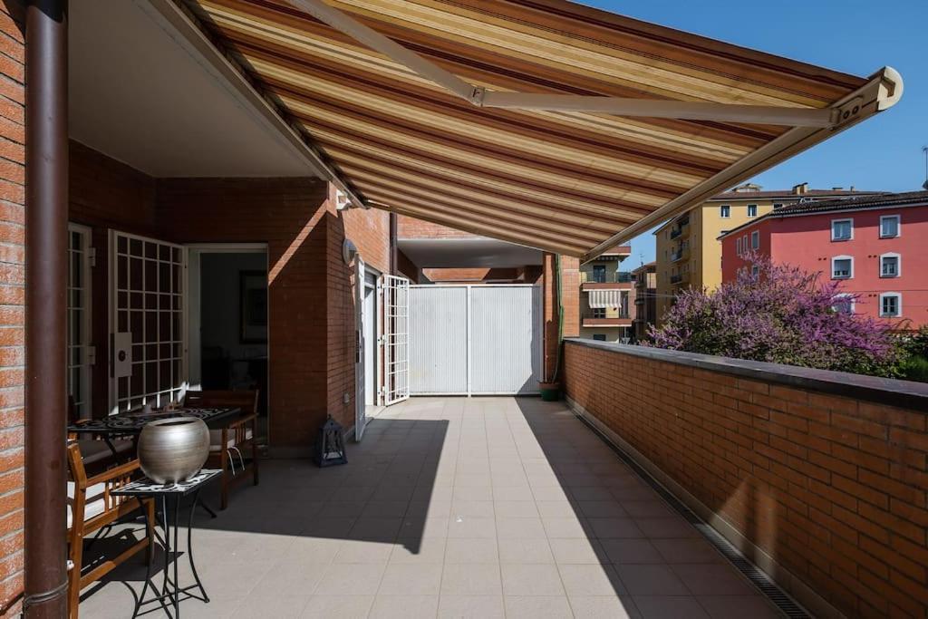 A Casa Di Mo', A Due Passi Dalla Stazione E Fiera Bolonha Exterior foto
